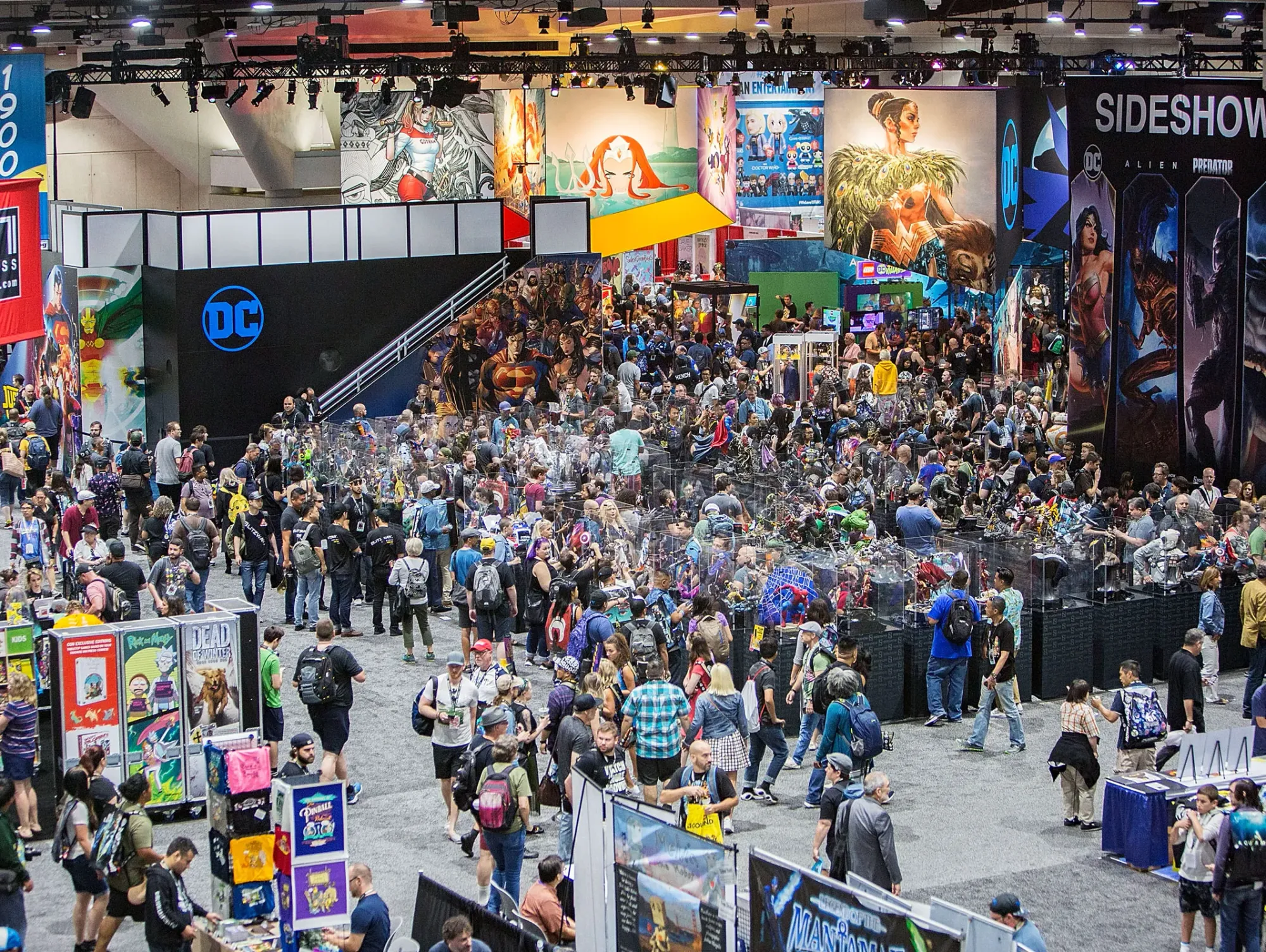 A crowd at Comic Con.